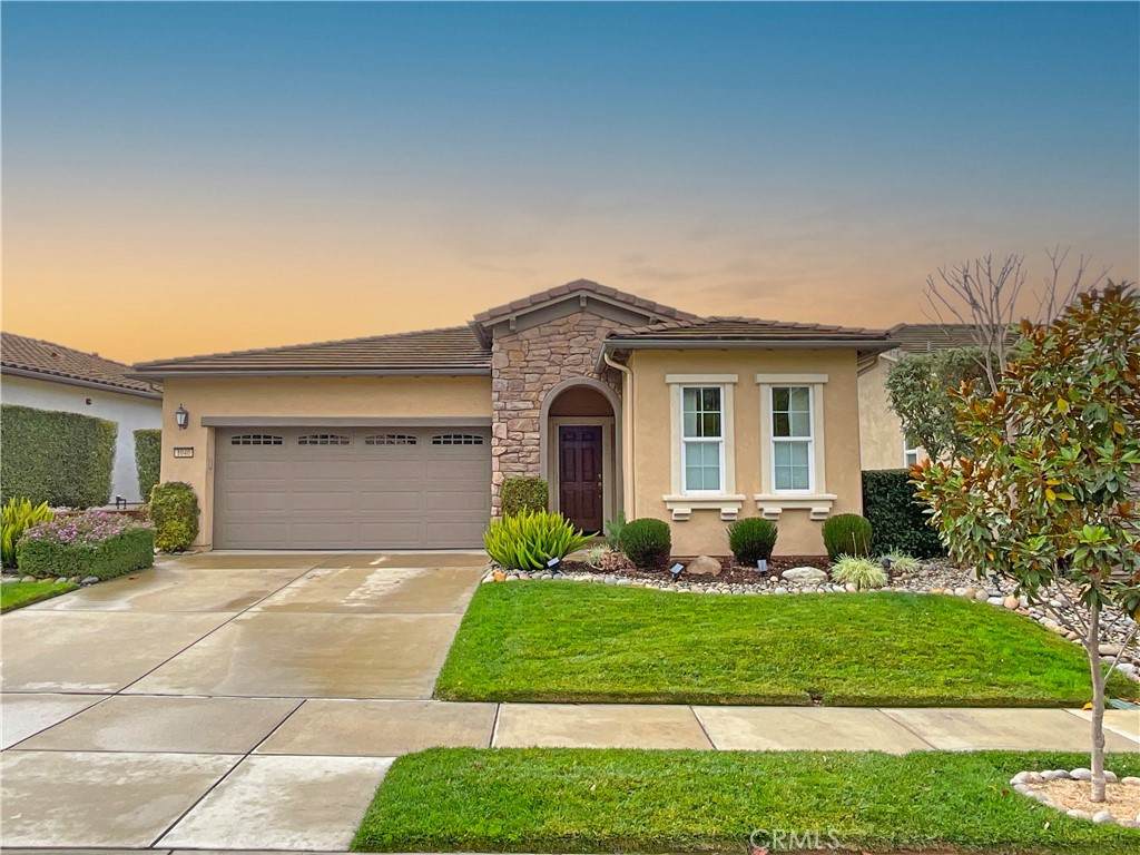 1040 Ford Drive - Photo 1