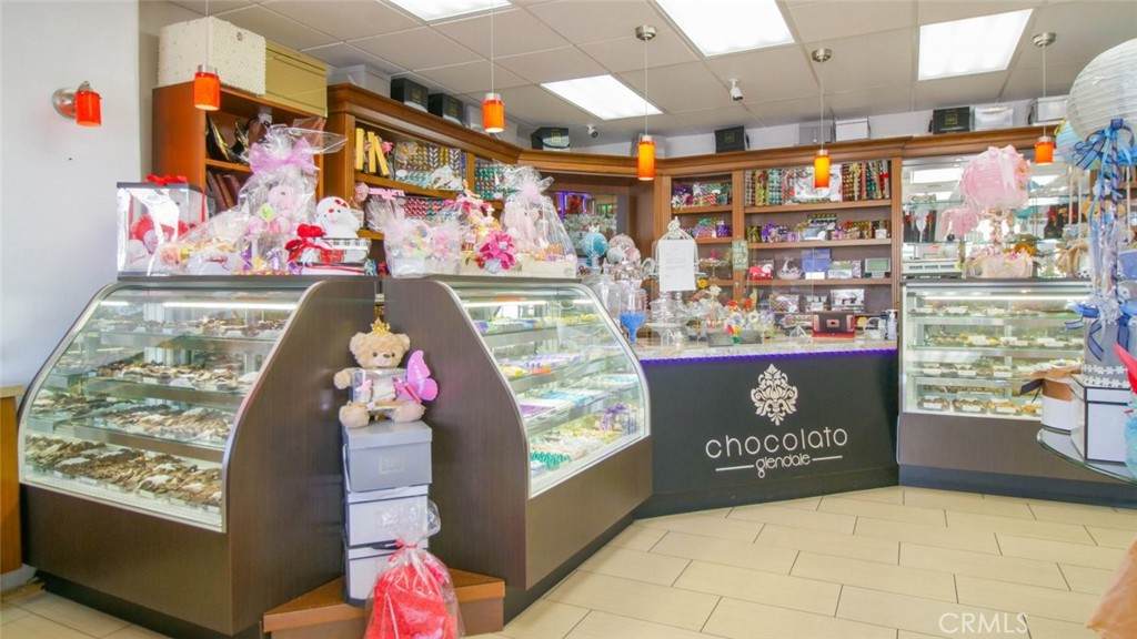  Address Not Published - Photo 1