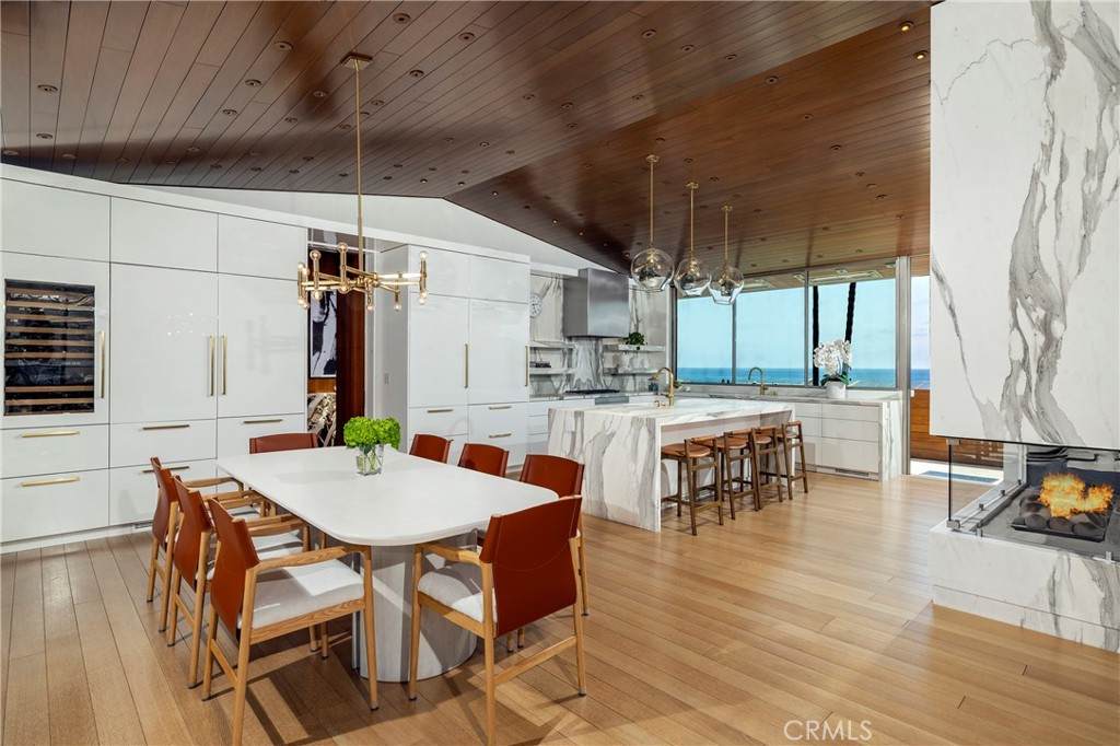 2538 Monaco Drive - Photo 1