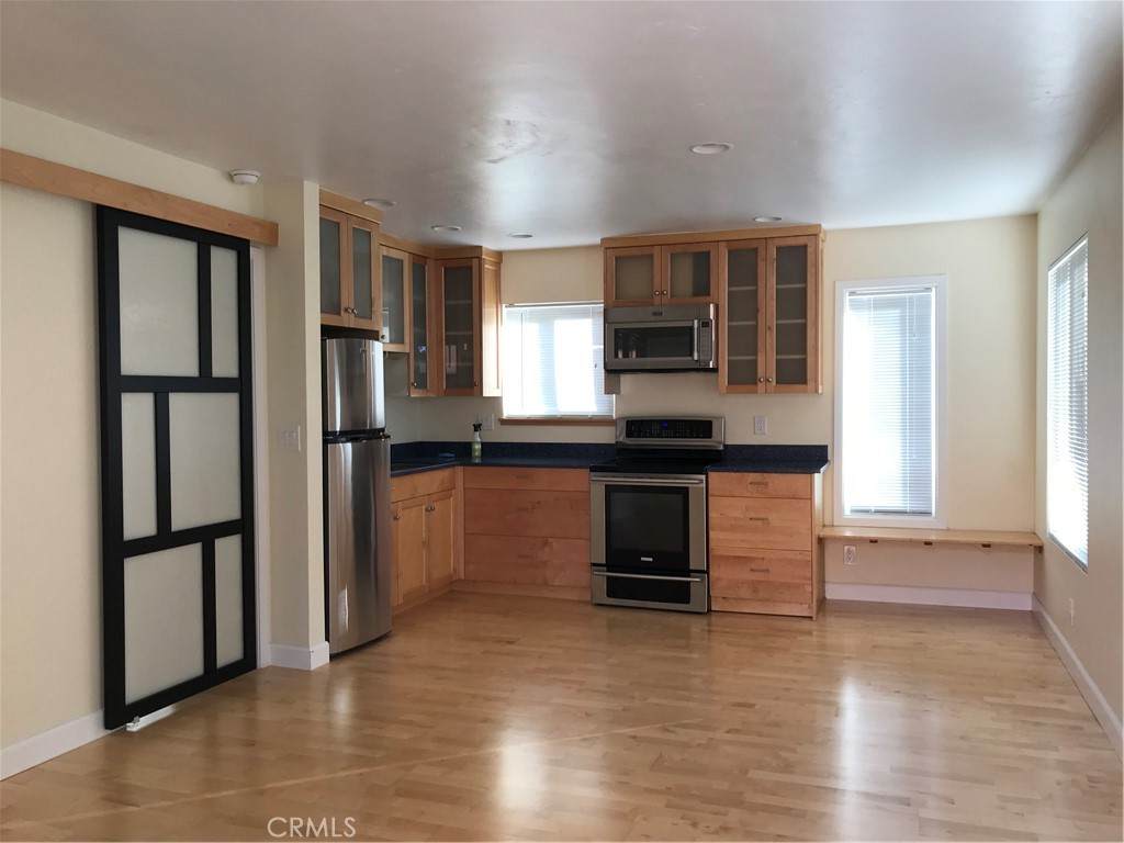 490 Morro Avenue - Photo 1