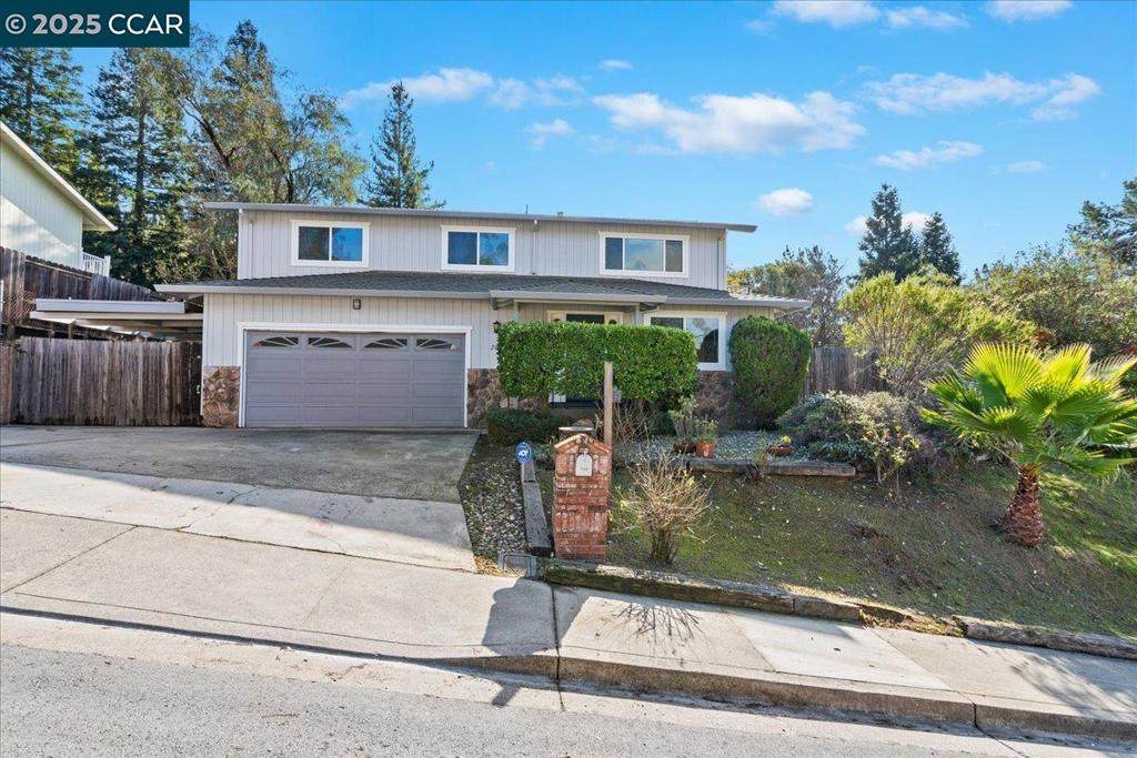 207 Midway Dr - Photo 1