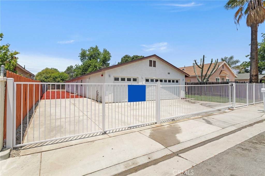 https://bt-photos.global.ssl.fastly.net/socal/orig_boomver_4_373993719-2.jpg