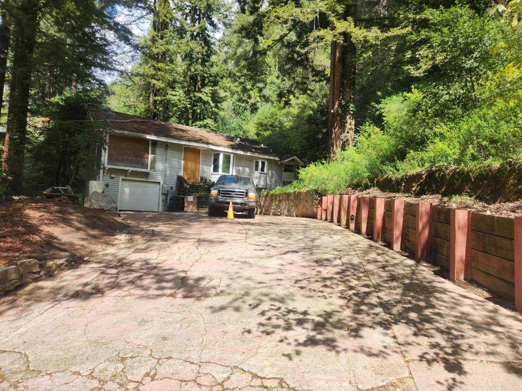 13330 Irwin Way - Photo 1