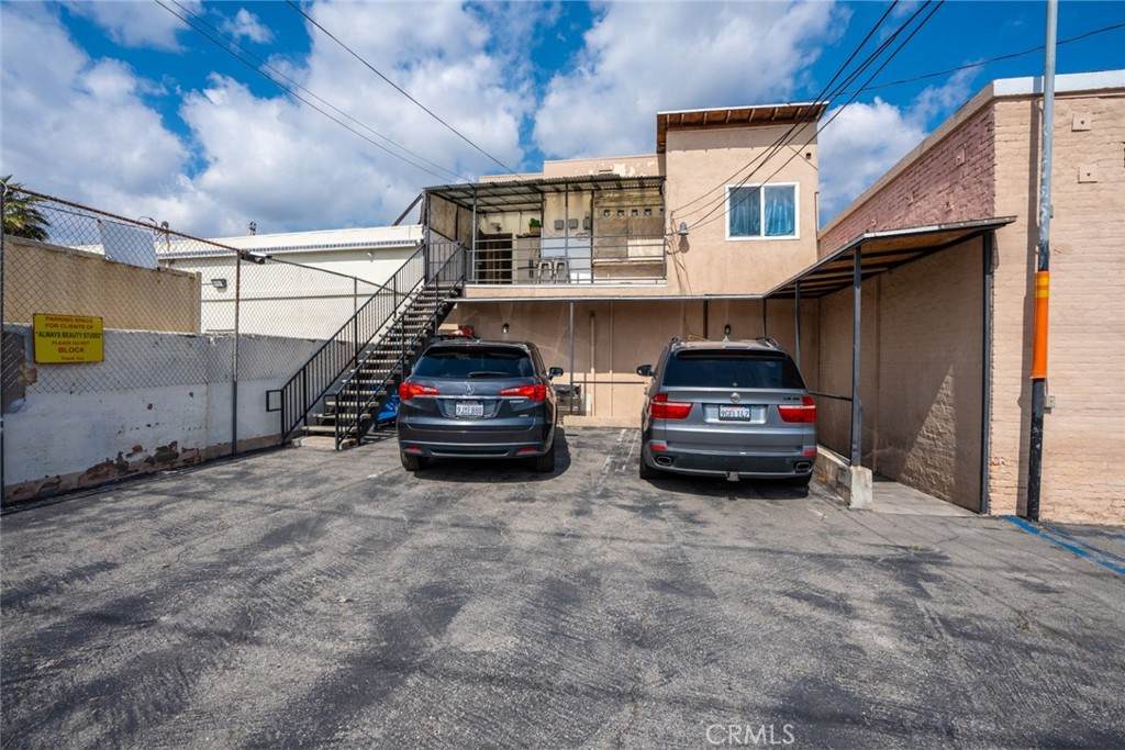 4342 Slauson, Pine - Photo 1