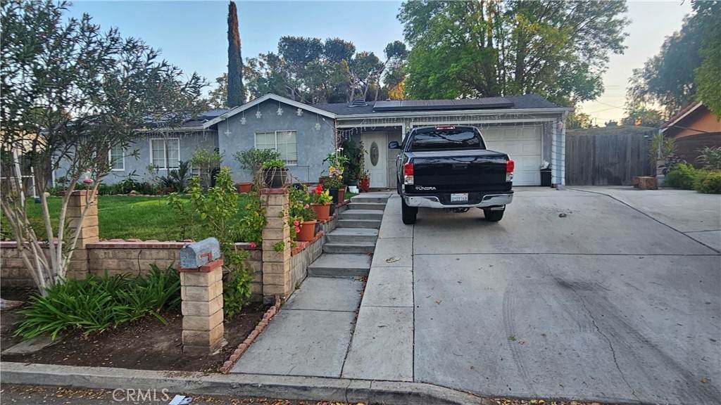 650 Calle Pensamiento - Photo 1