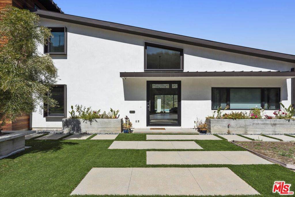 31830 Lobo Canyon - Photo 1