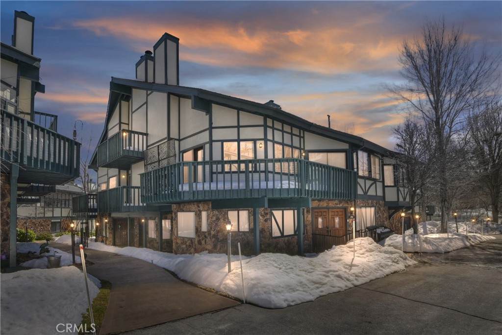 39802 Lakeview Drive - Photo 1