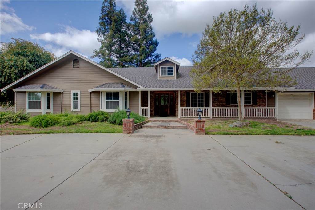 1345 Quinley Avenue - Photo 1