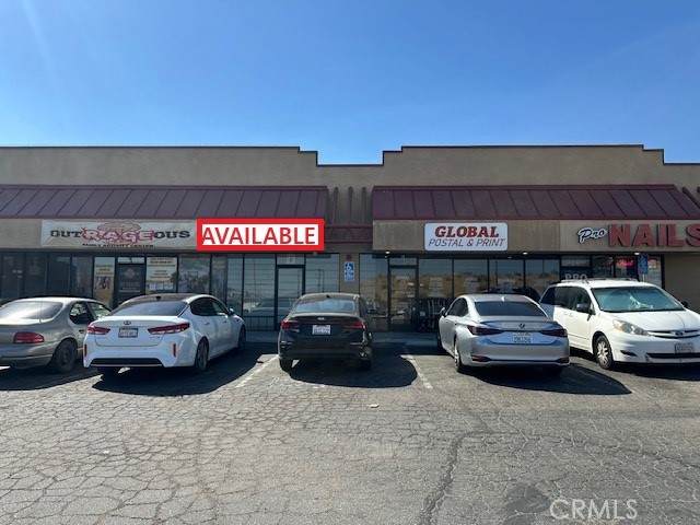 13728 Hesperia Road - Photo 1