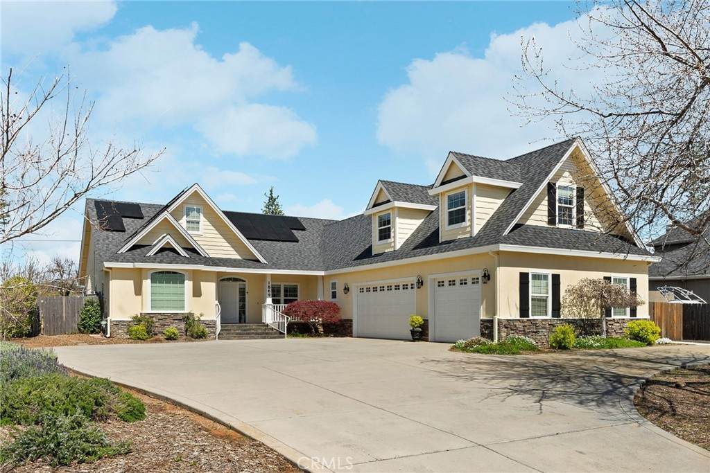 1869 Vineyard Drive - Photo 1