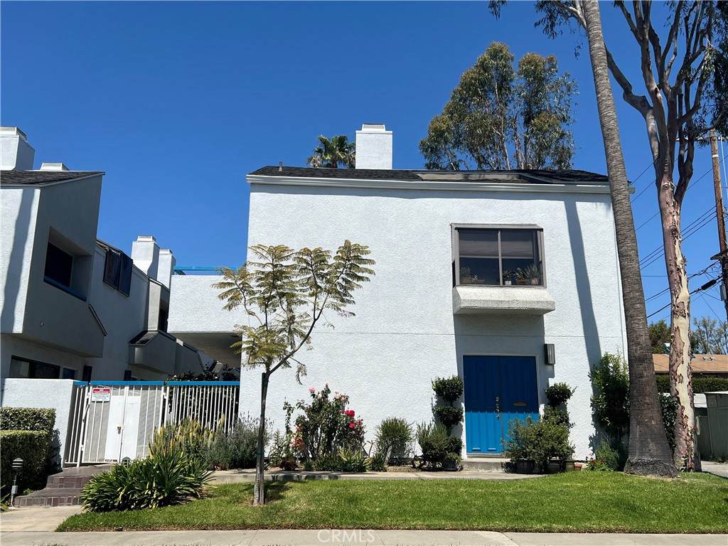 100 Electric Avenue - Photo 1