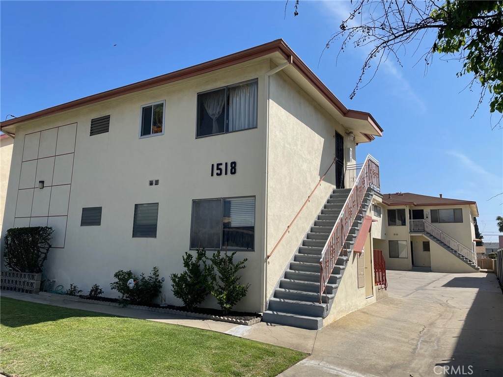 1518 4th Street - Photo 1