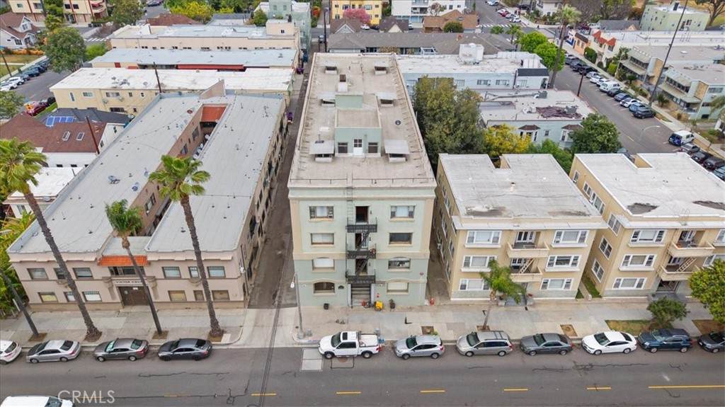 323 4th Street - Photo 1