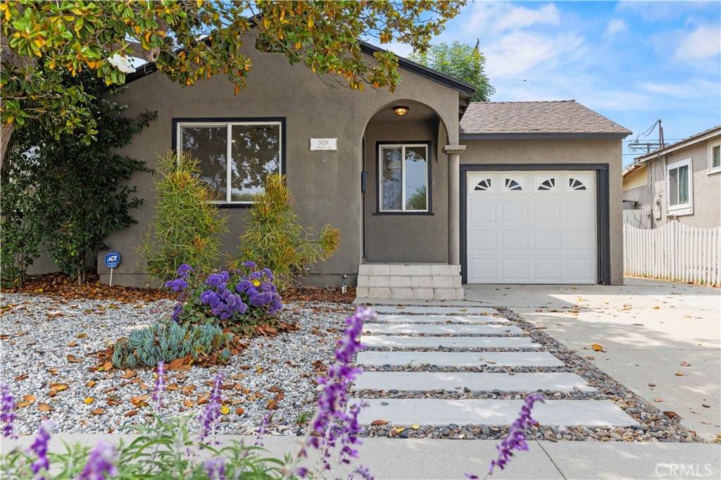 5826 Jamieson Avenue - Photo 1