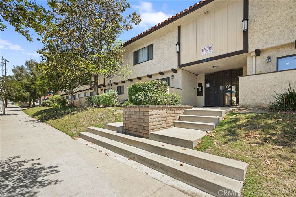 13540 Hubbard Street - Photo 1
