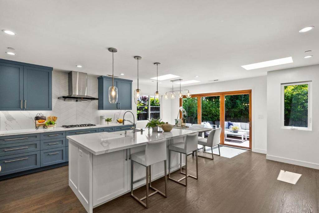 362 Stowell Avenue - Photo 1