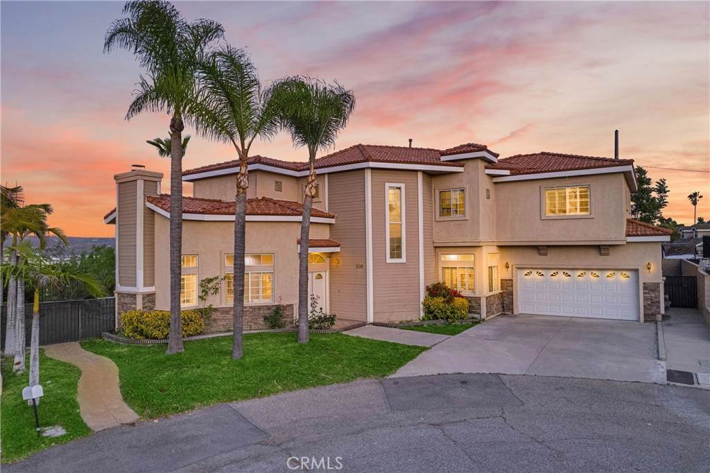 338 Calle Vista - Photo 1