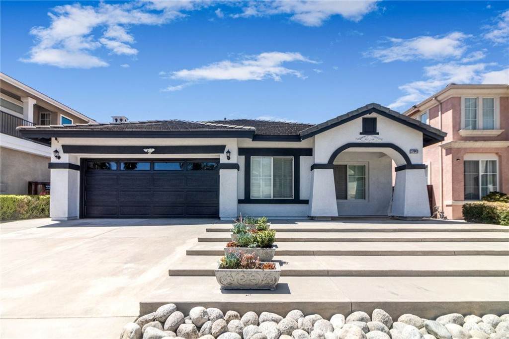 37943 Sweet Magnolia Way - Photo 1