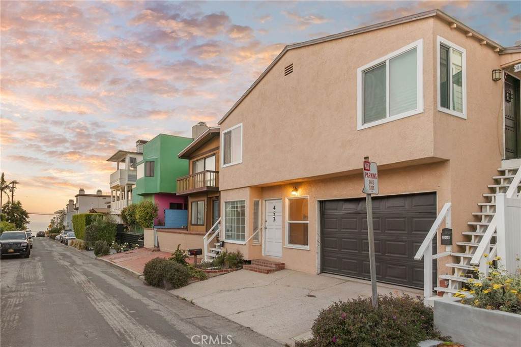 453 28th Street - Photo 1