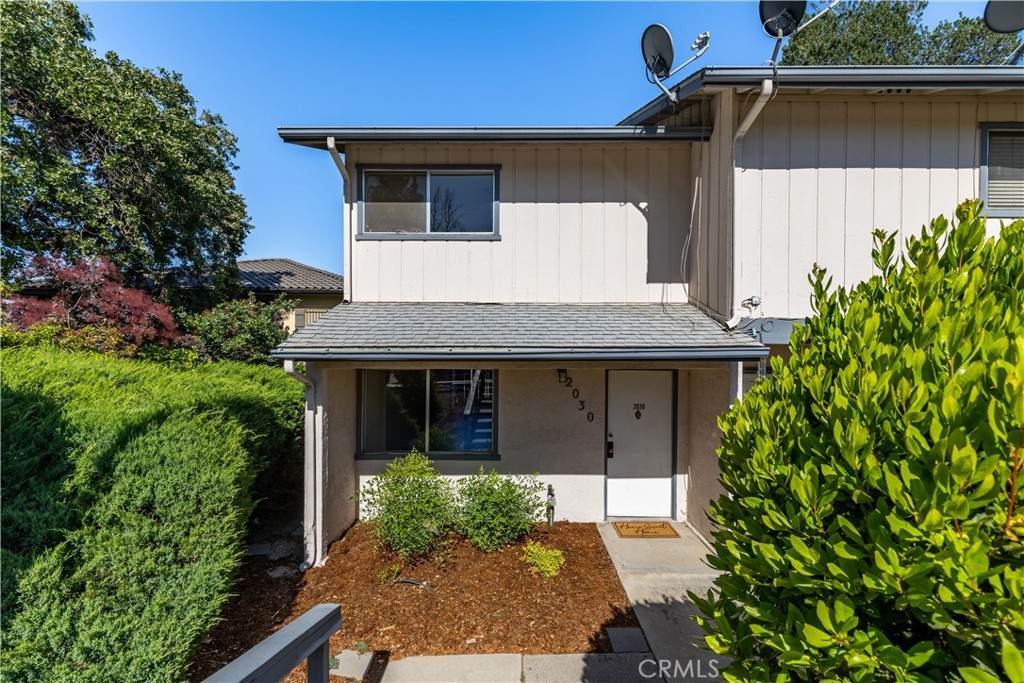 2030 Pine Street - Photo 1
