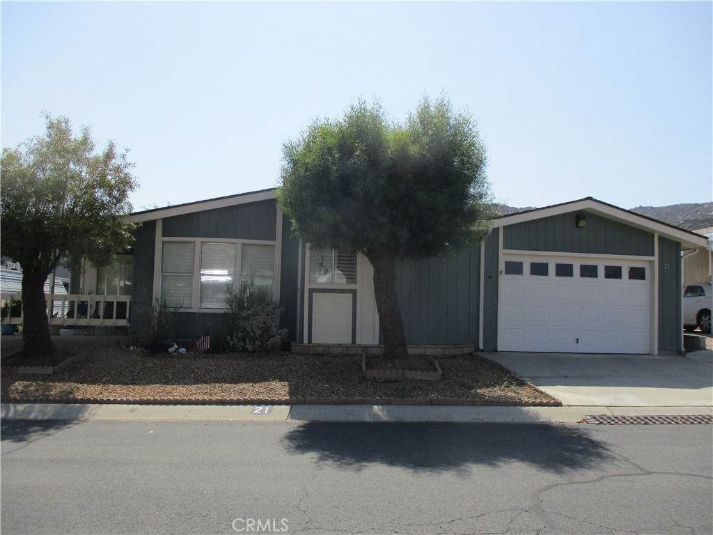 24515 California Avenue - Photo 1