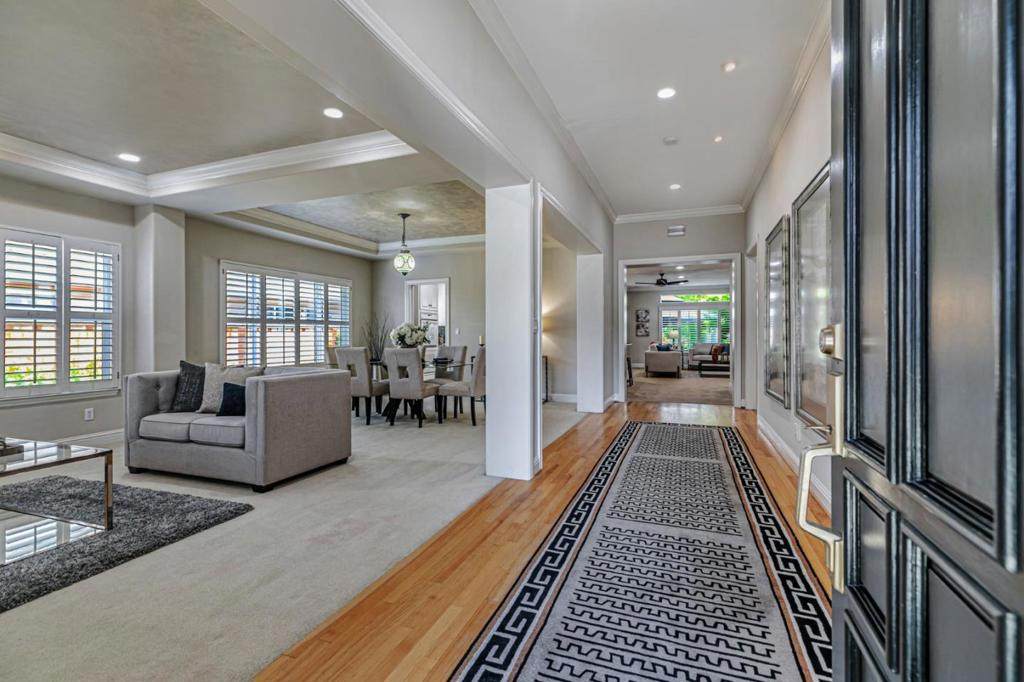 417 Belmont Way - Photo 1