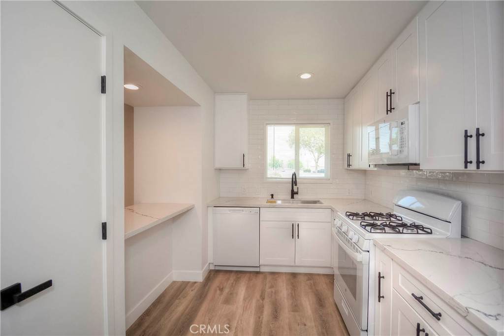 26769 Cherry Hills Boulevard - Photo 1