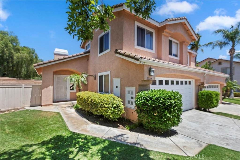2285 Arabian Way - Photo 1