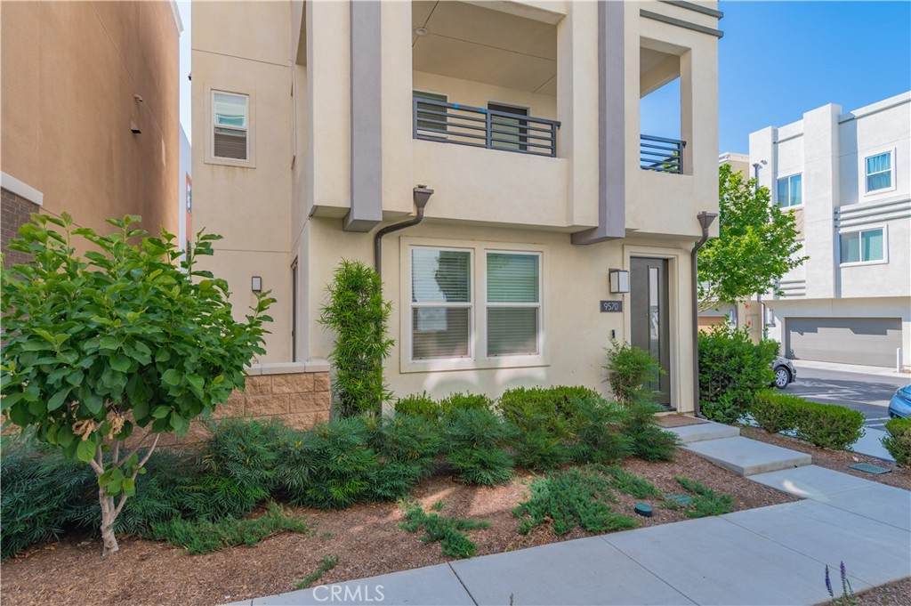 9570 Bluewater Place - Photo 1
