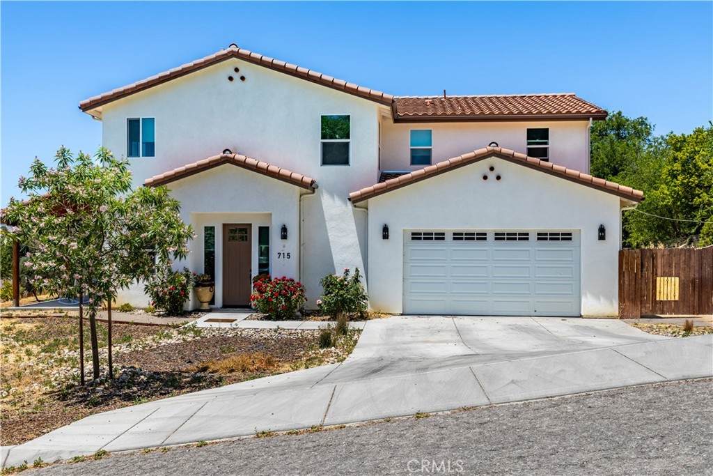 715 Orchard Drive - Photo 1