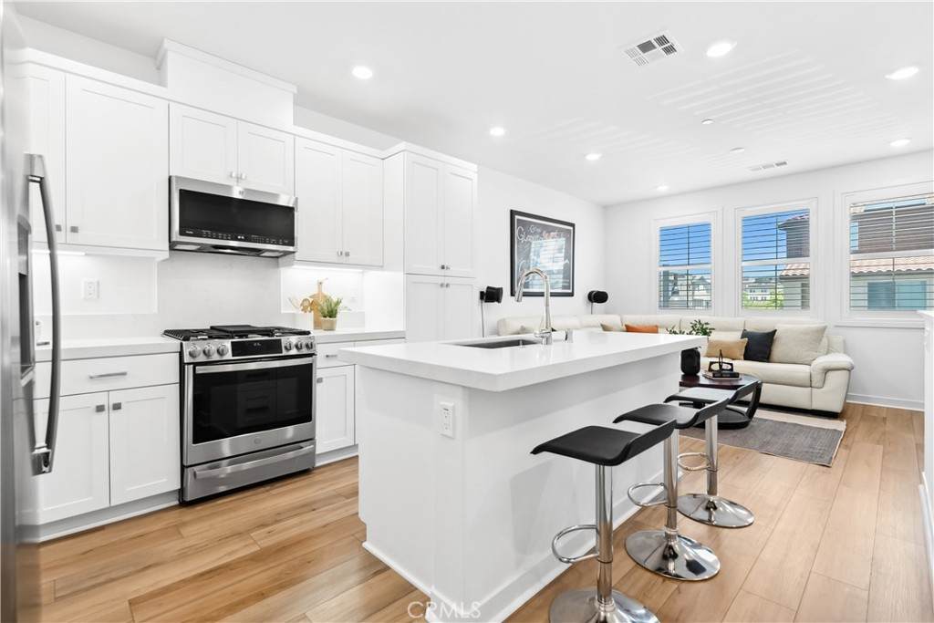 112 Juniper Drive - Photo 1