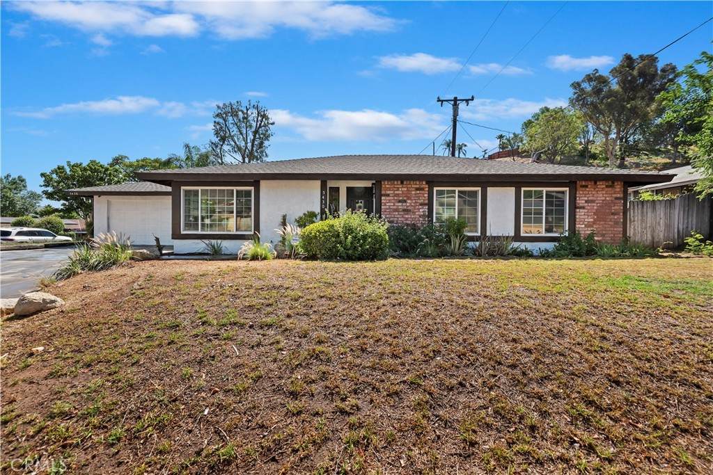 5430 Avenue Juan Bautista - Photo 1