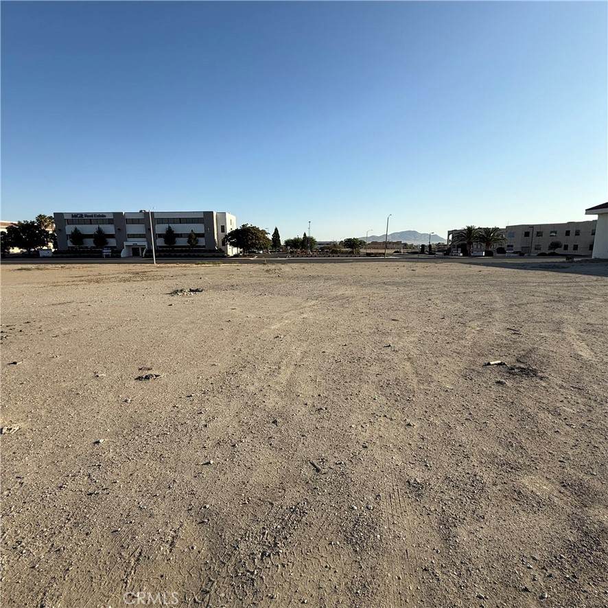 https://bt-photos.global.ssl.fastly.net/socal/orig_boomver_3_374657390-2.jpg