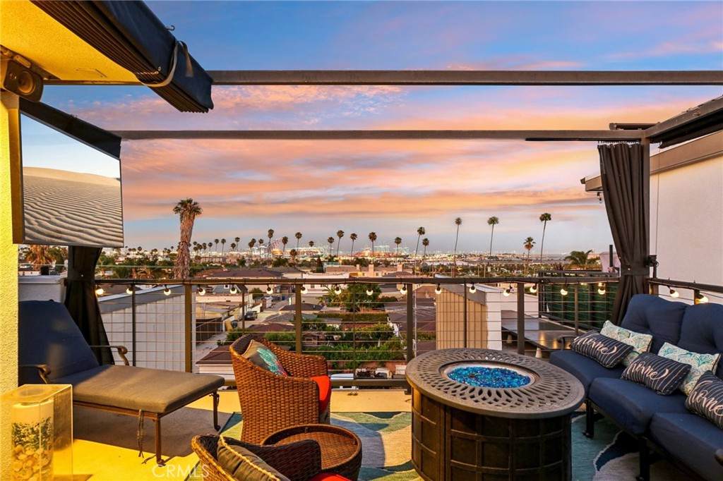 1833 Mesa Street - Photo 1