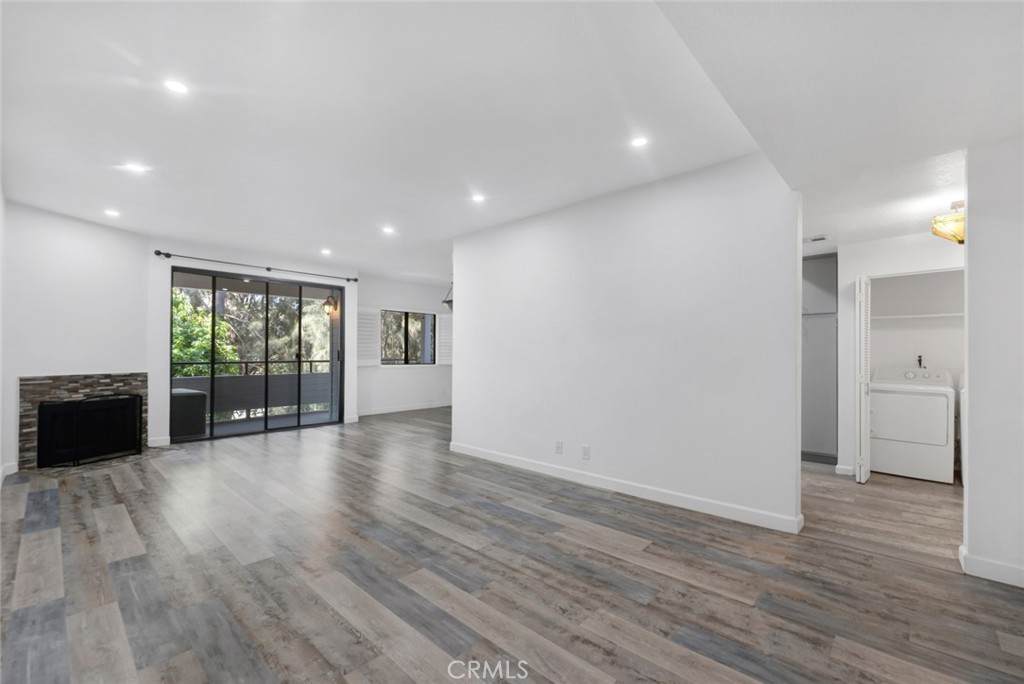 13331 Moorpark Street - Photo 1