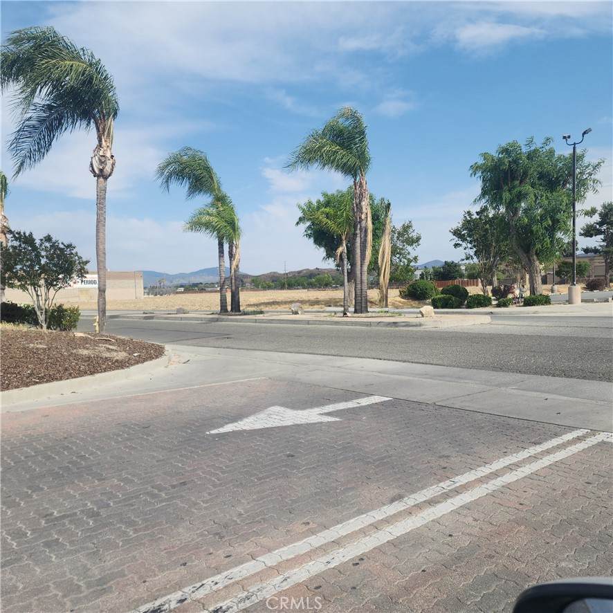 0 Commonweaith Avenue - Photo 1