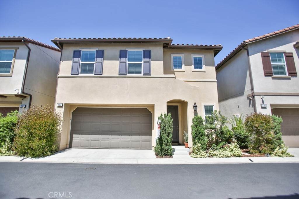 233 47th Street - Photo 1