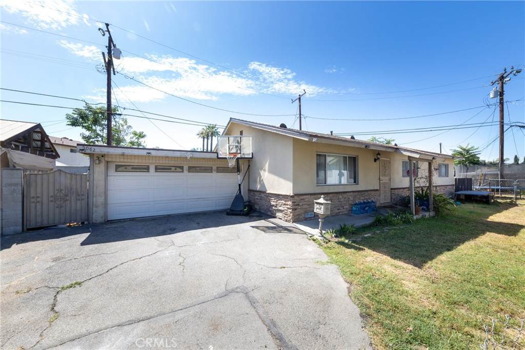 5082 La Madera Avenue - Photo 1