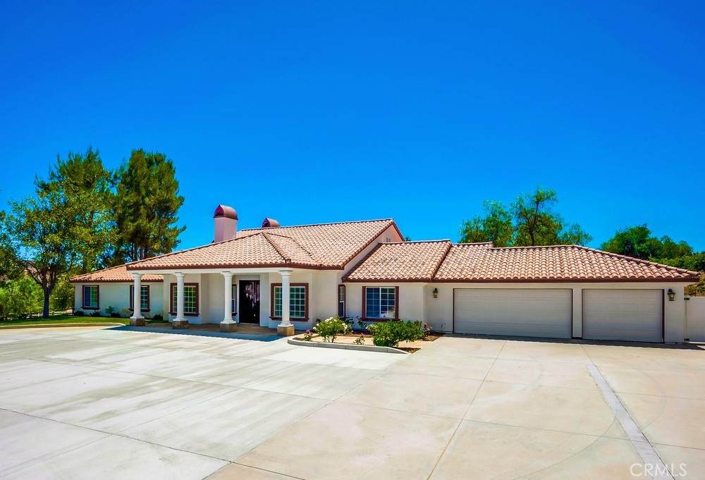 39555 Avenida Bonita - Photo 1