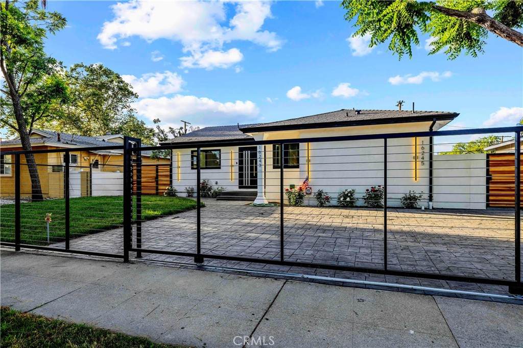 16245 Chatsworth Street - Photo 1