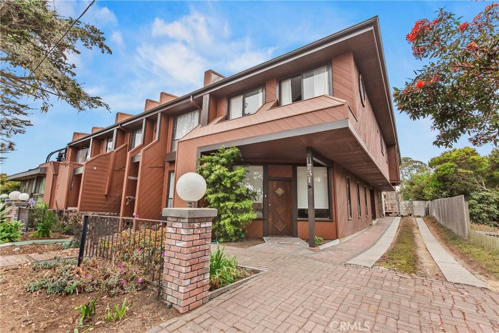 731 Santa Ysabel Avenue - Photo 1