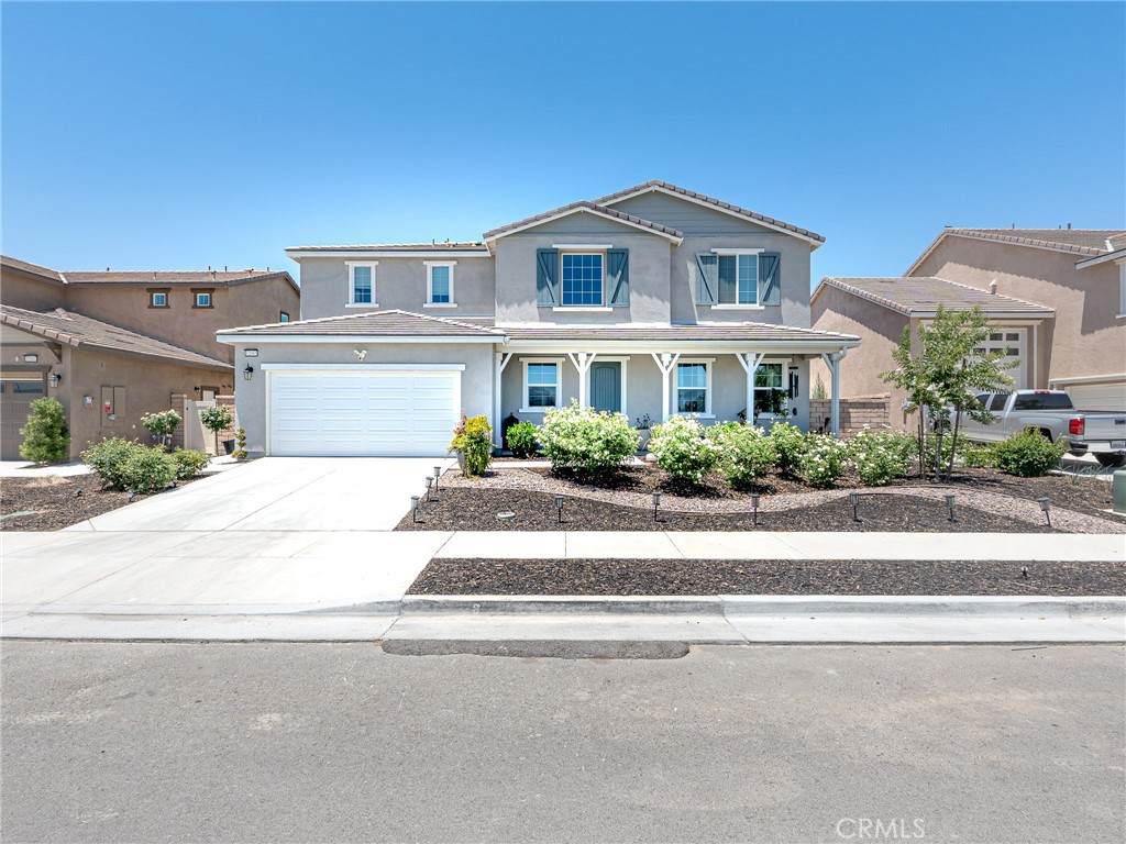32085 Deardoff Street - Photo 1