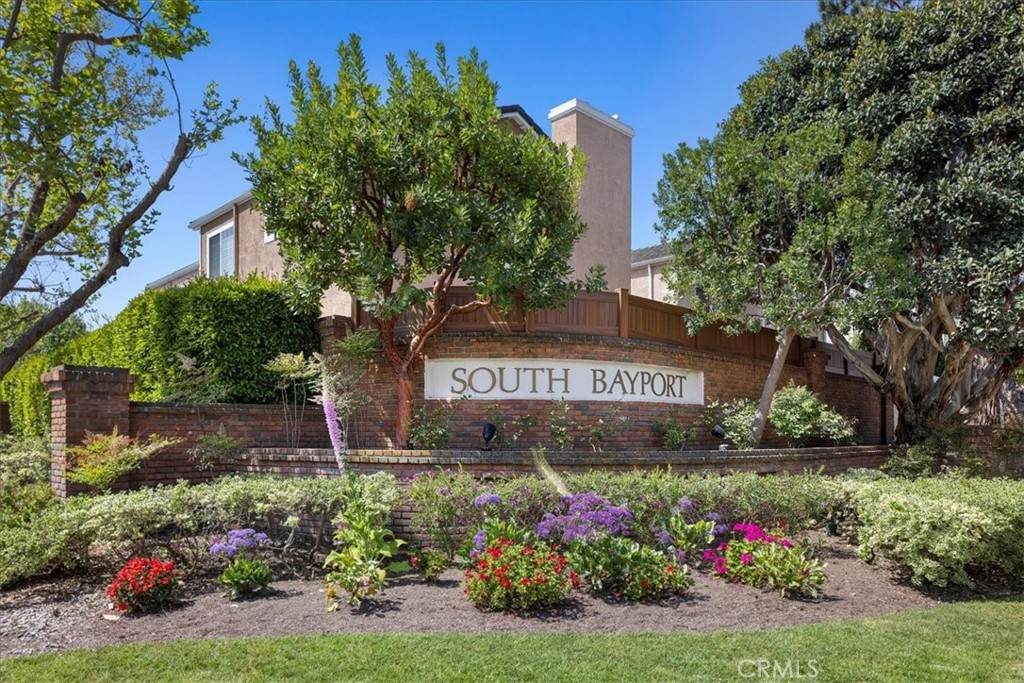 2123 Shelburne Way - Photo 1