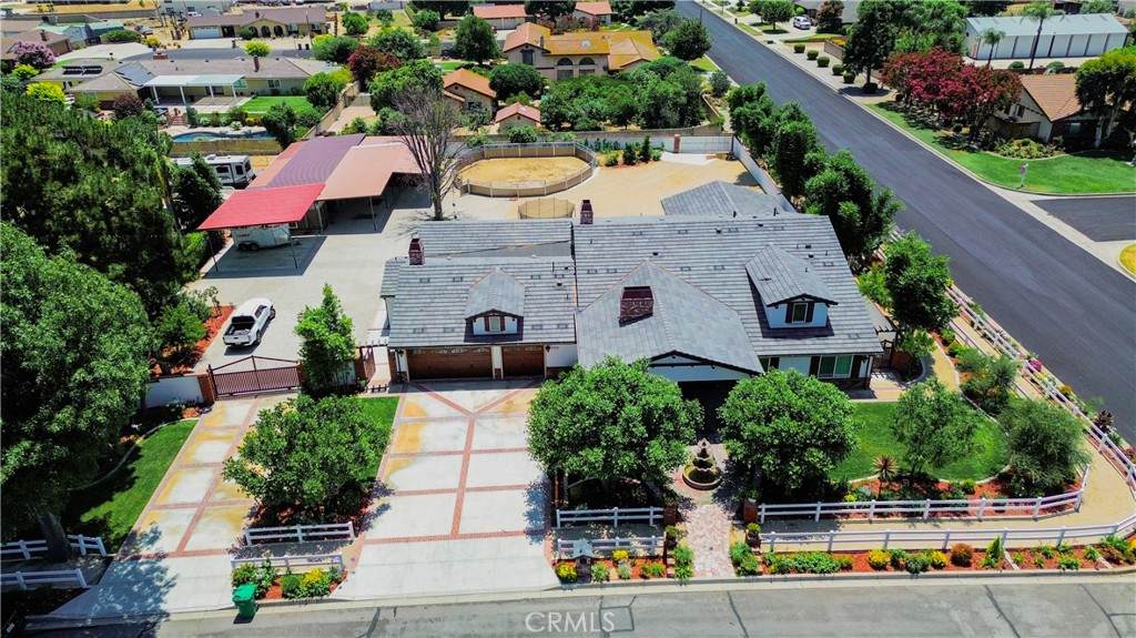 5525 Dover Street - Photo 1