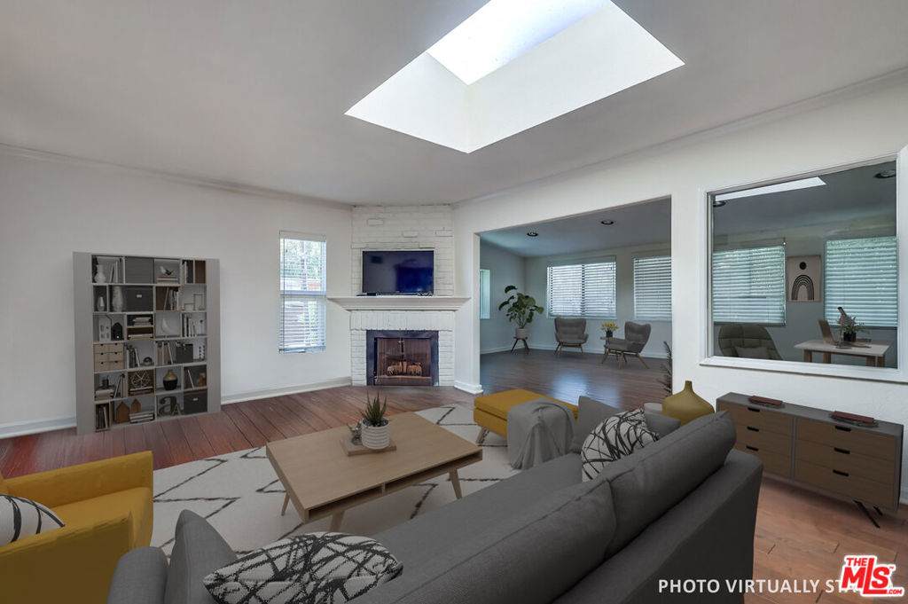 352 Barrington Avenue - Photo 1