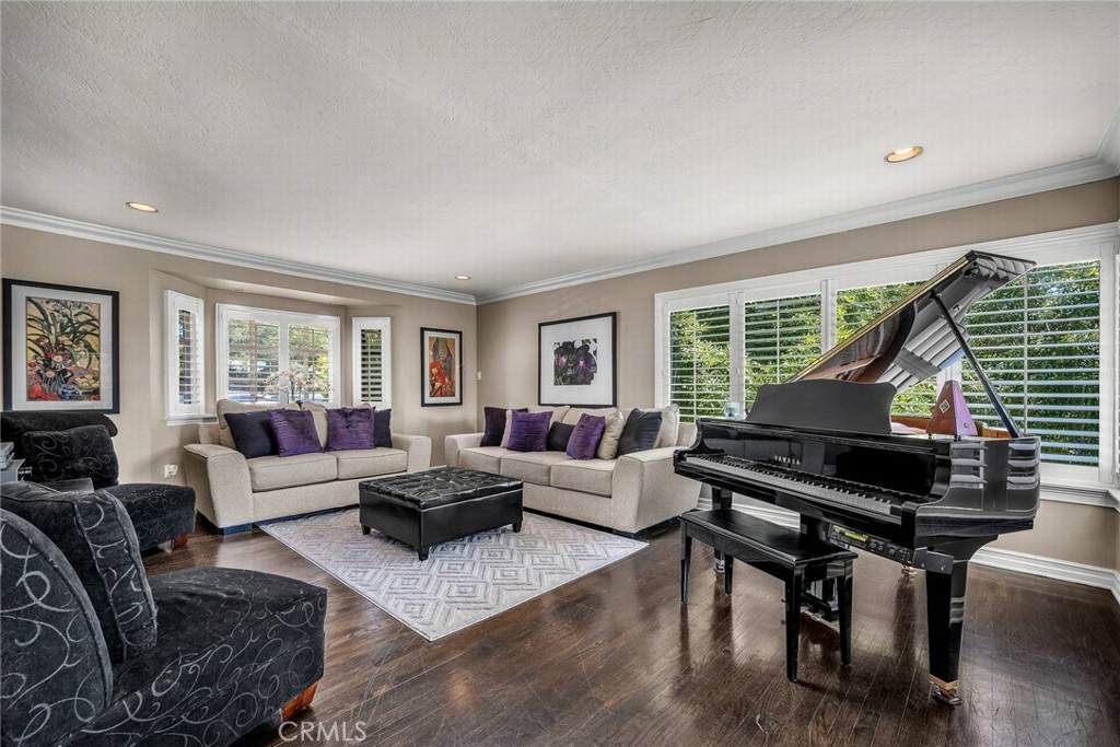 27610 Eastvale Road - Photo 1