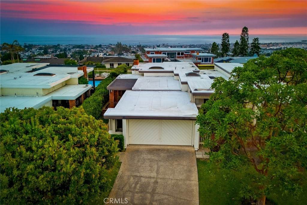 21 Beachcomber Drive - Photo 1