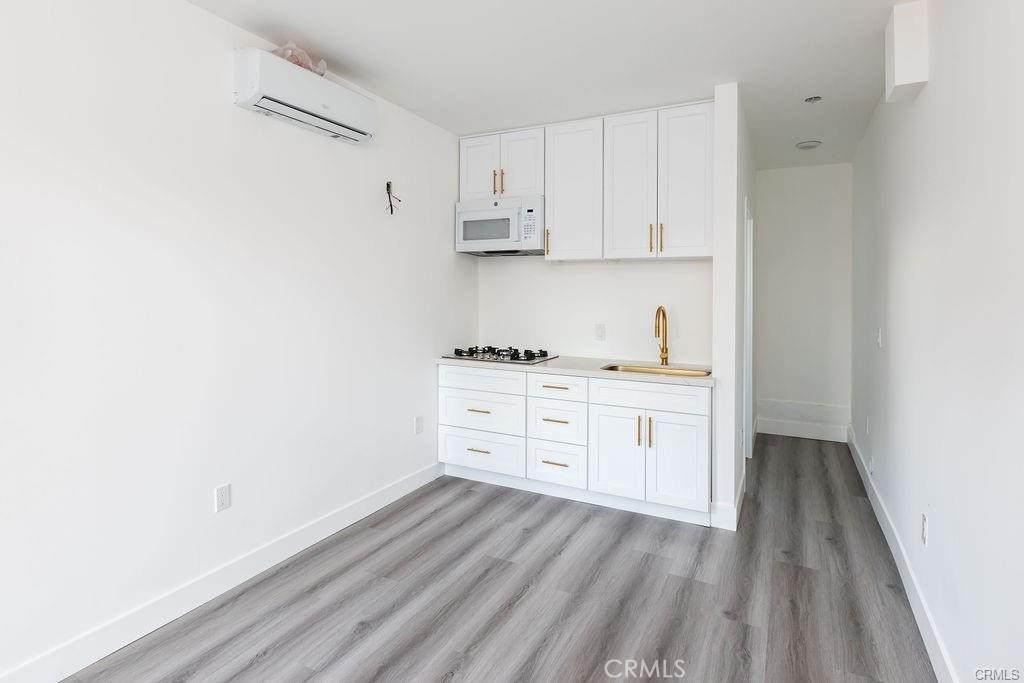 4167 Willimet Ave. - Photo 1