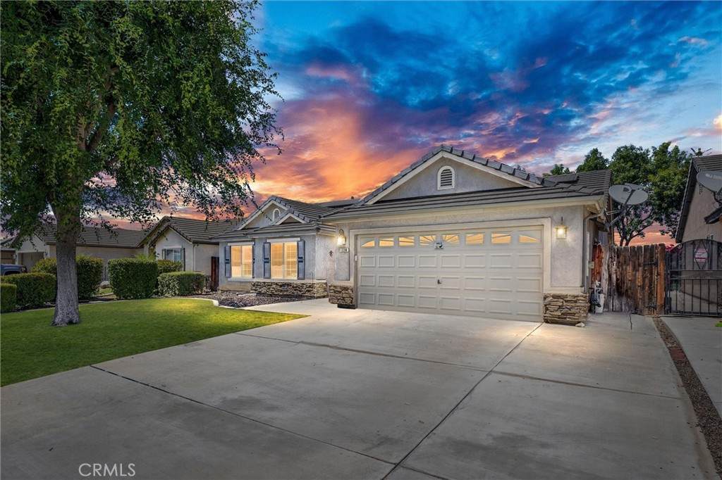 12200 Verdelho Avenue - Photo 1