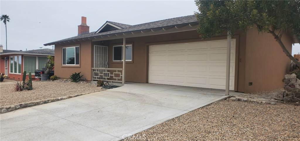 651 Pershing Drive - Photo 1